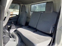 日野デュトロアルミバン小型（2t・3t）[写真39]