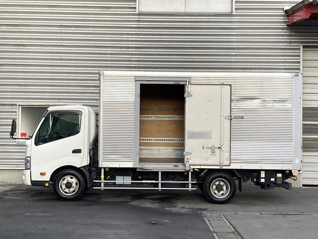 日野デュトロアルミバン小型（2t・3t）[写真04]