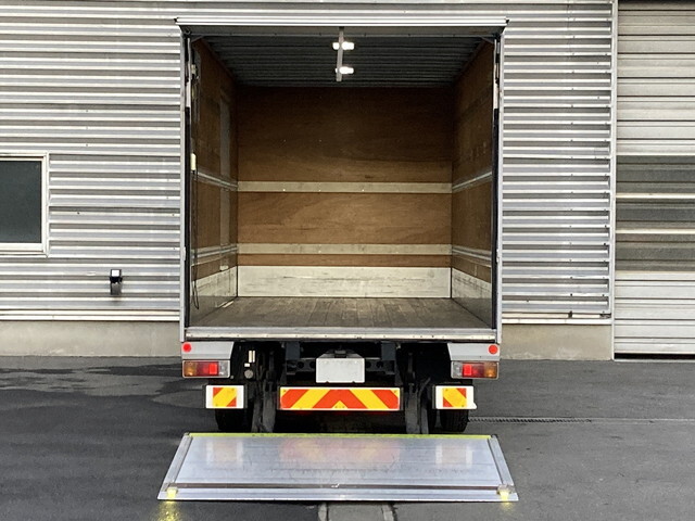 日野デュトロアルミバン小型（2t・3t）[写真05]