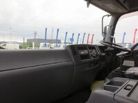 いすゞフォワードアルミウイング中型（4t）[写真15]