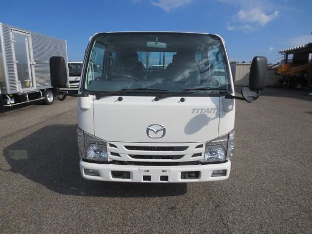 マツダタイタンダブルキャブ（Wキャブ）小型（2t・3t）[写真03]