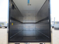 いすゞエルフ保冷バン小型（2t・3t）[写真08]