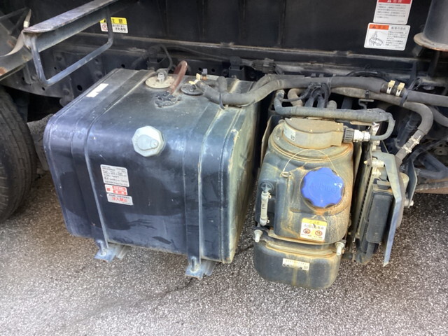 いすゞエルフコンテナ専用車小型（2t・3t）[写真17]