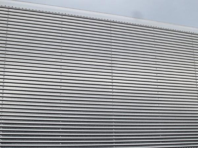 いすゞフォワードアルミウイング中型（4t）[写真12]