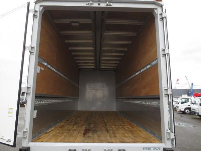 いすゞフォワードアルミウイング中型（4t）[写真07]