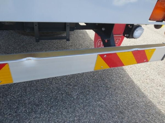 いすゞフォワードアルミウイング中型（4t）[写真23]