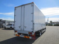 いすゞフォワードアルミウイング中型（4t）[写真05]