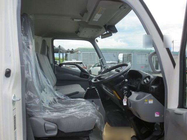 トヨタダイナアルミバン小型（2t・3t）[写真10]