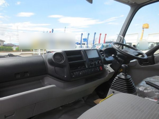 トヨタダイナアルミバン小型（2t・3t）[写真11]