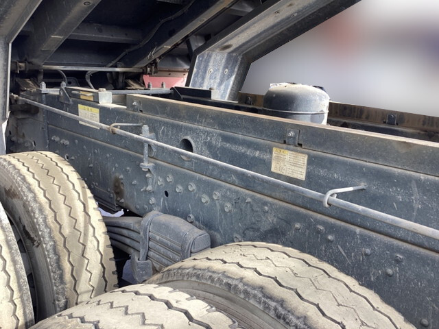 三菱ふそうスーパーグレートダンプ大型（10t）[写真22]