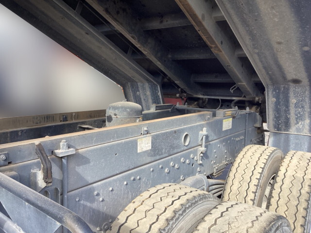 三菱ふそうスーパーグレートダンプ大型（10t）[写真23]