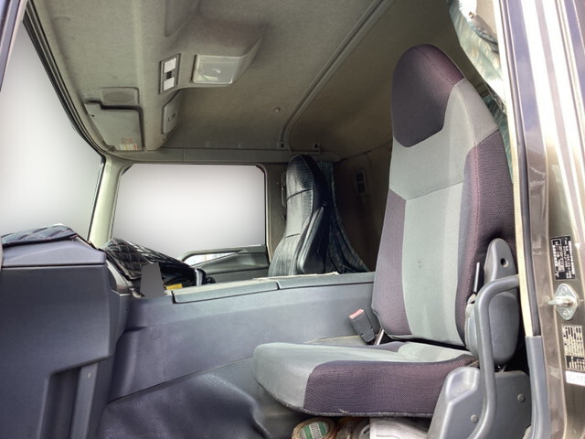 三菱ふそうスーパーグレートダンプ大型（10t）[写真28]