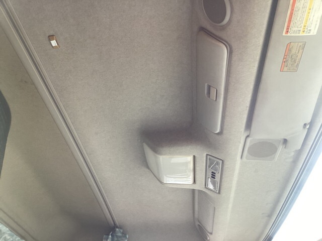 三菱ふそうスーパーグレートダンプ大型（10t）[写真32]