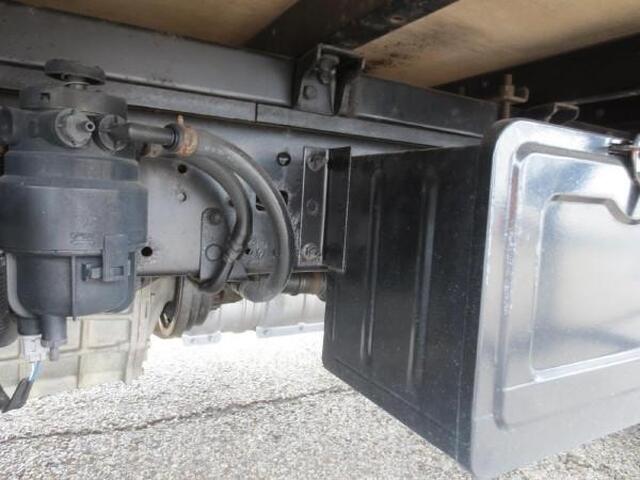 トヨタダイナアルミバン小型（2t・3t）[写真09]