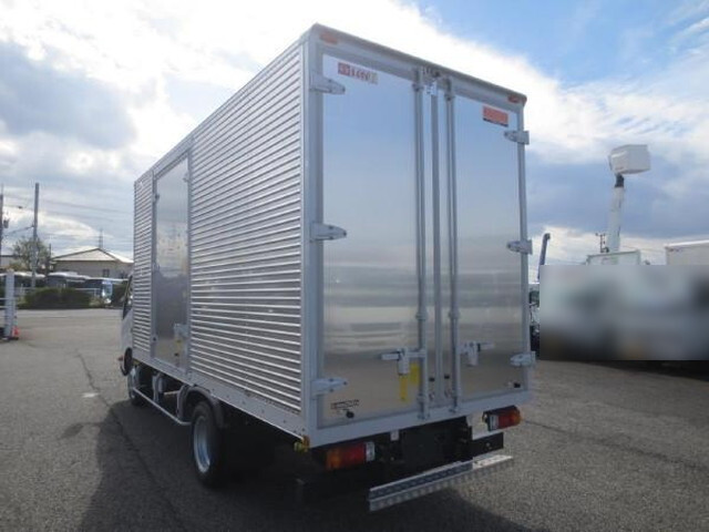 日野デュトロアルミバン小型（2t・3t）[写真02]