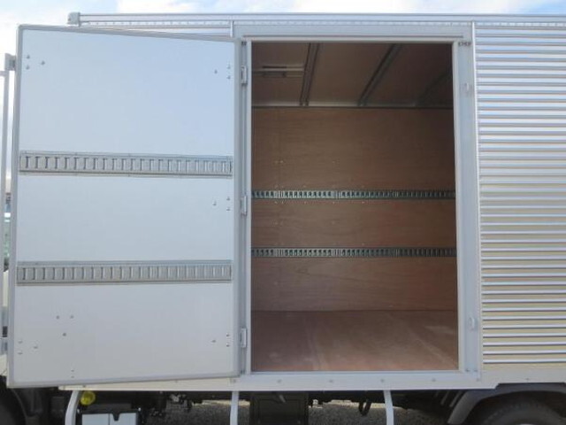 日野デュトロアルミバン小型（2t・3t）[写真08]