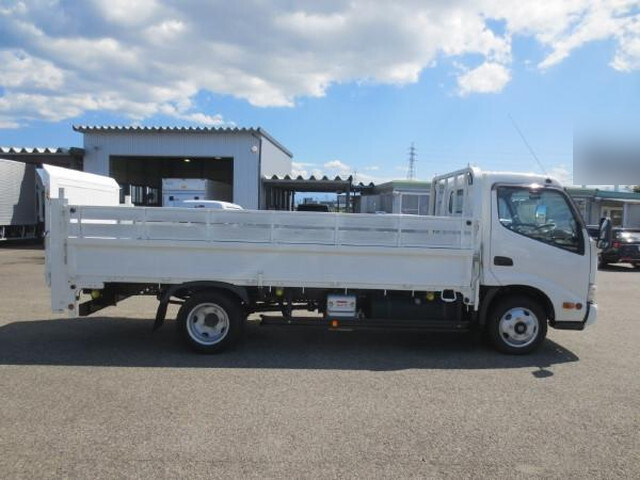 トヨタダイナ平ボディ小型（2t・3t）[写真05]