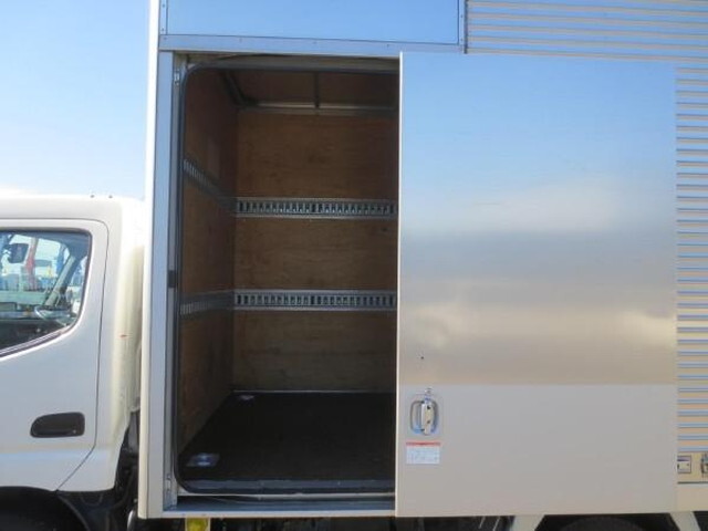 トヨタダイナアルミバン小型（2t・3t）[写真08]