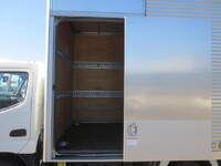 トヨタダイナアルミバン小型（2t・3t）[写真09]