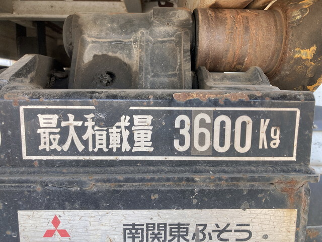 三菱ふそうファイターコンテナ専用車中型（4t）[写真10]