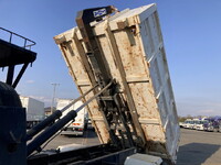 三菱ふそうファイターコンテナ専用車中型（4t）[写真14]