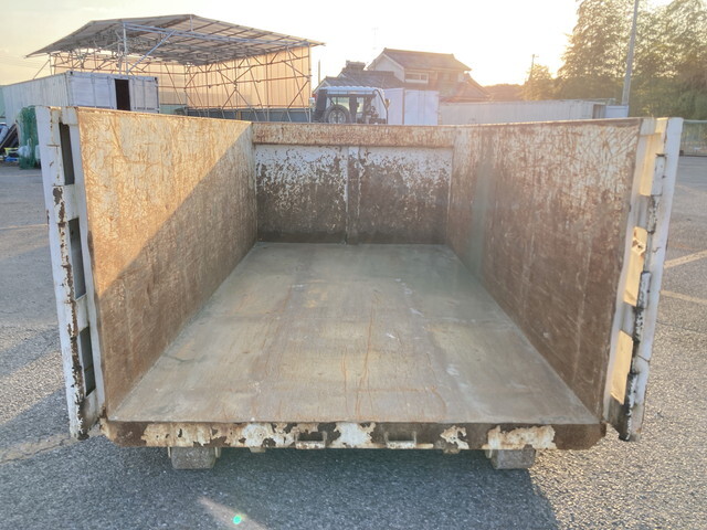 三菱ふそうファイターコンテナ専用車中型（4t）[写真17]