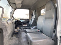 三菱ふそうファイターコンテナ専用車中型（4t）[写真24]