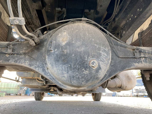 三菱ふそうファイターコンテナ専用車中型（4t）[写真27]