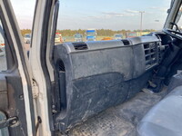 三菱ふそうファイターコンテナ専用車中型（4t）[写真34]