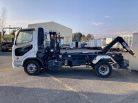 三菱ふそうファイターコンテナ専用車中型（4t）[写真06]