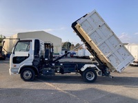 三菱ふそうファイターコンテナ専用車中型（4t）[写真07]