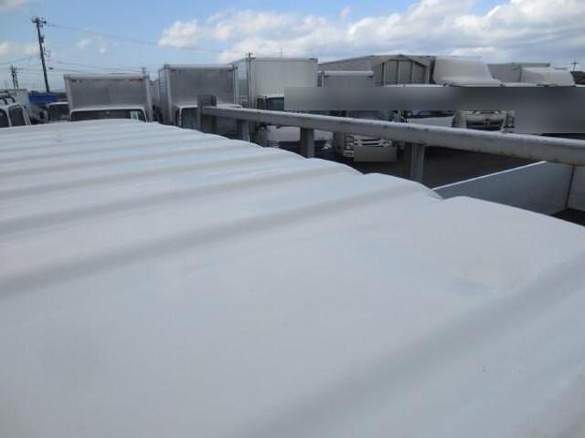 日野デュトロアルミブロック小型（2t・3t）[写真15]