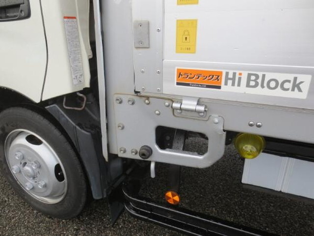 日野デュトロアルミブロック小型（2t・3t）[写真16]