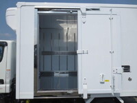 三菱ふそうキャンター冷凍車（冷蔵車）小型（2t・3t）[写真09]