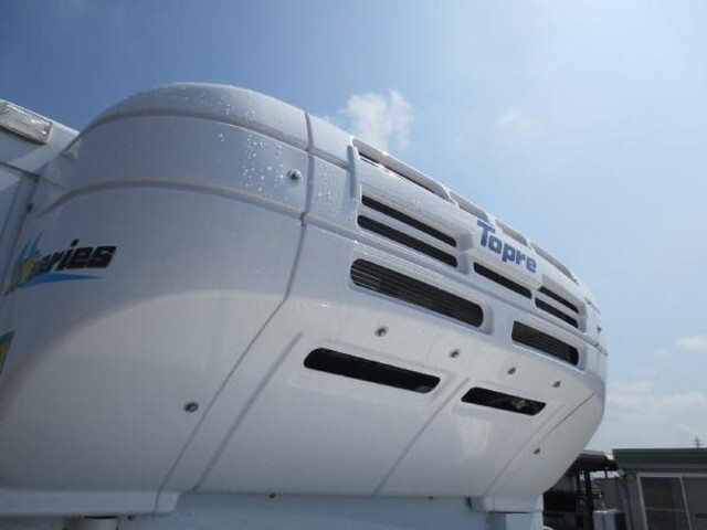 三菱ふそうキャンター冷凍車（冷蔵車）小型（2t・3t）[写真09]