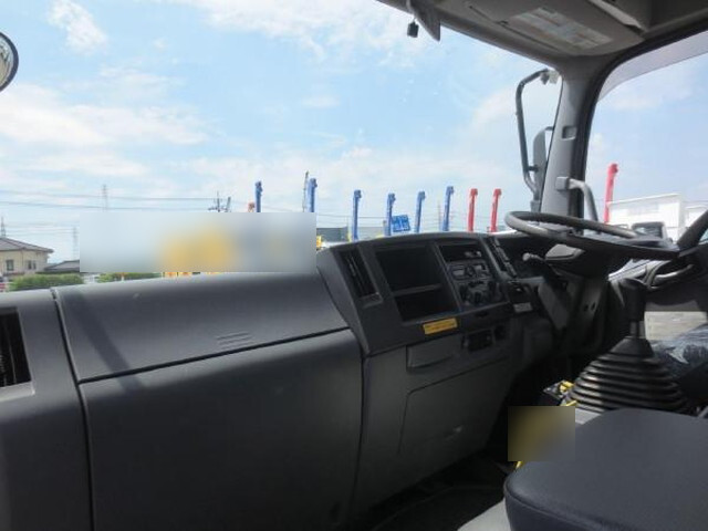 いすゞフォワードダンプ中型（4t）[写真12]