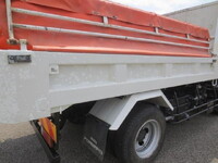 いすゞフォワードダンプ中型（4t）[写真17]