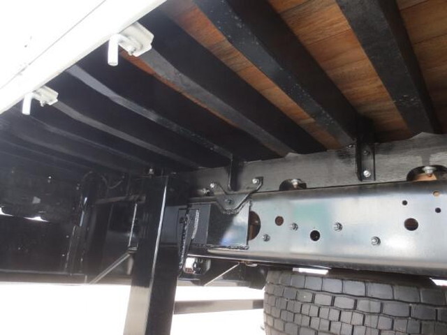 三菱ふそうファイターセルフクレーン5段増トン（6t・8t）[写真13]