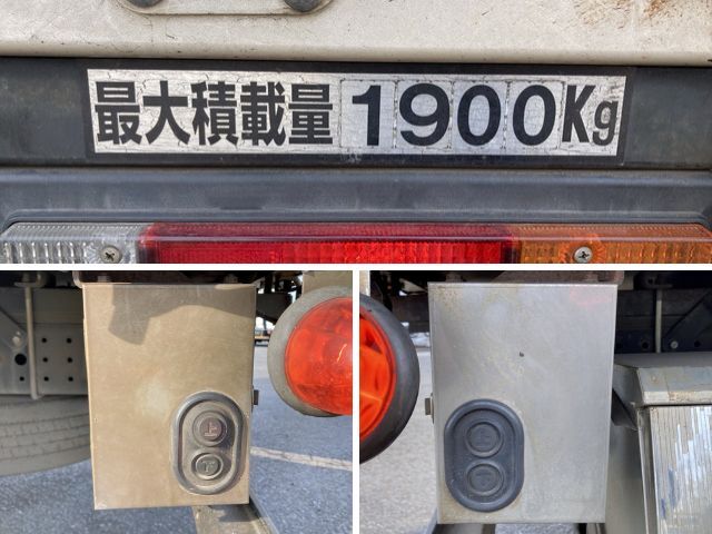 三菱ふそうキャンター幌ウイング小型（2t・3t）[写真17]