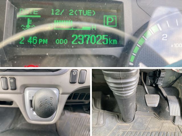 三菱ふそうキャンター幌ウイング小型（2t・3t）[写真33]