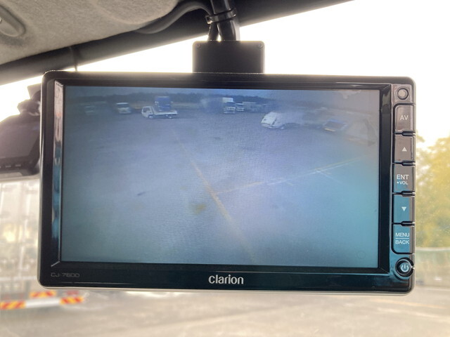 三菱ふそうキャンター幌ウイング小型（2t・3t）[写真37]