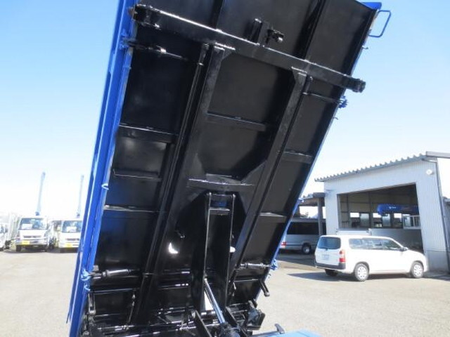 いすゞエルフ三転ダンプ小型（2t・3t）[写真10]