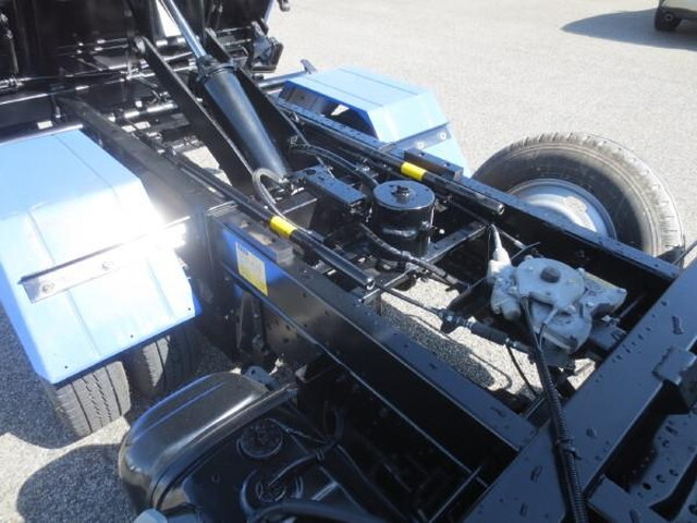いすゞエルフ三転ダンプ小型（2t・3t）[写真11]