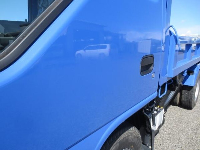 いすゞエルフ三転ダンプ小型（2t・3t）[写真18]