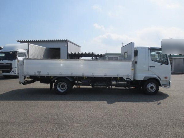 三菱ふそうファイターアルミブロック中型（4t）[写真05]