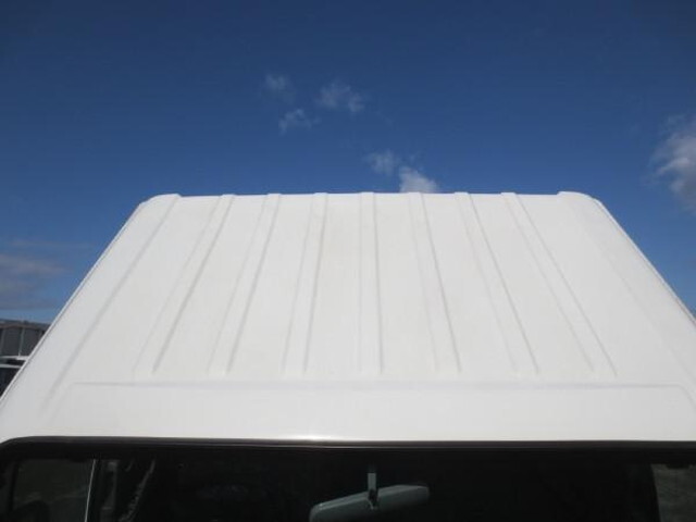 日産アトラス平ボディ小型（2t・3t）[写真12]