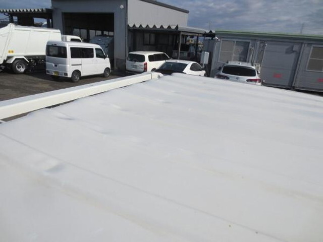 日産アトラス平ボディ小型（2t・3t）[写真14]