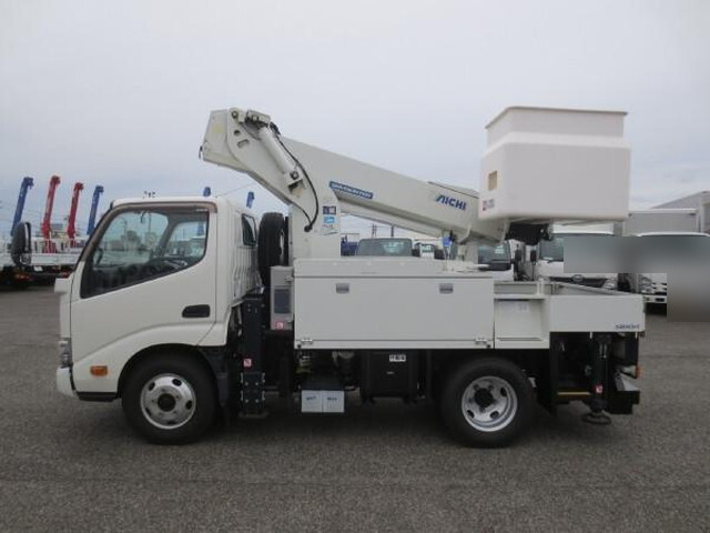 日野デュトロ高所作業車小型（2t・3t）[写真07]