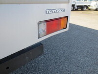 トヨタトヨエースアルミバン小型（2t・3t）[写真20]