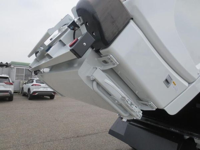 三菱ふそうキャンターパッカー車（塵芥車）小型（2t・3t）[写真15]